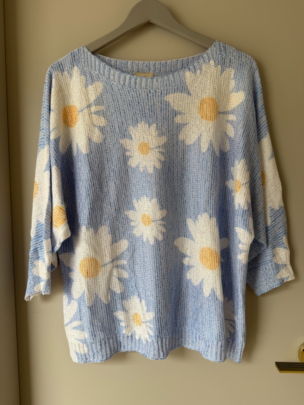 Sioni Daisy Pattern Sweater
